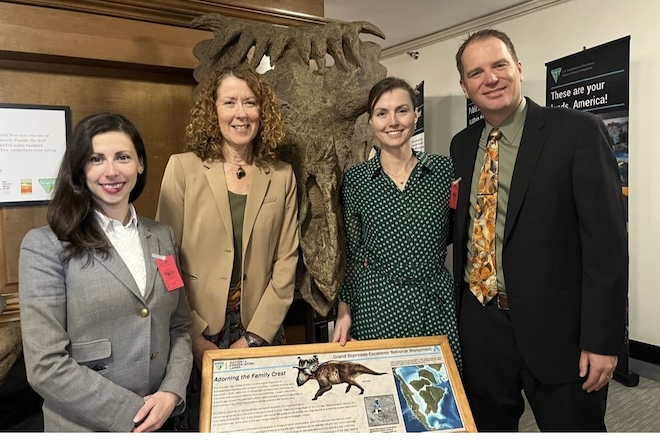 12ac3172-3c27-4e64-8914-3cff3da01c96