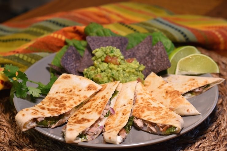 https://www.pheasantsforever.org/getattachment/680b0078-6d0d-430f-bef9-e9ed52bc8d80/Grilled-Quail-Quesadilla-with-Smoked-Jalapeno-Guac.aspx?maxsidesize=740&width=450&height=500