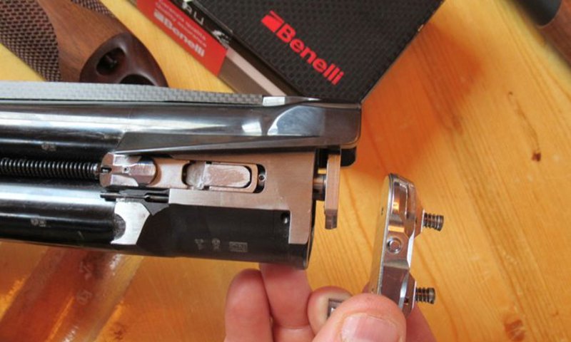 828U-Lockplate.JPG